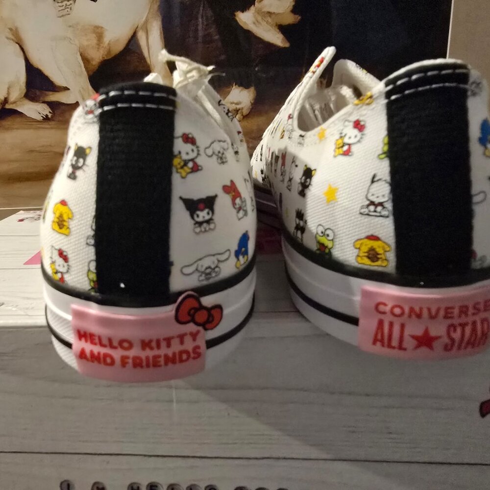 Converse x Hello Kitty Sanrio Chuck Taylor All-Star A17700C Shoes Mens Sz 10 US - Picture 8 of 16